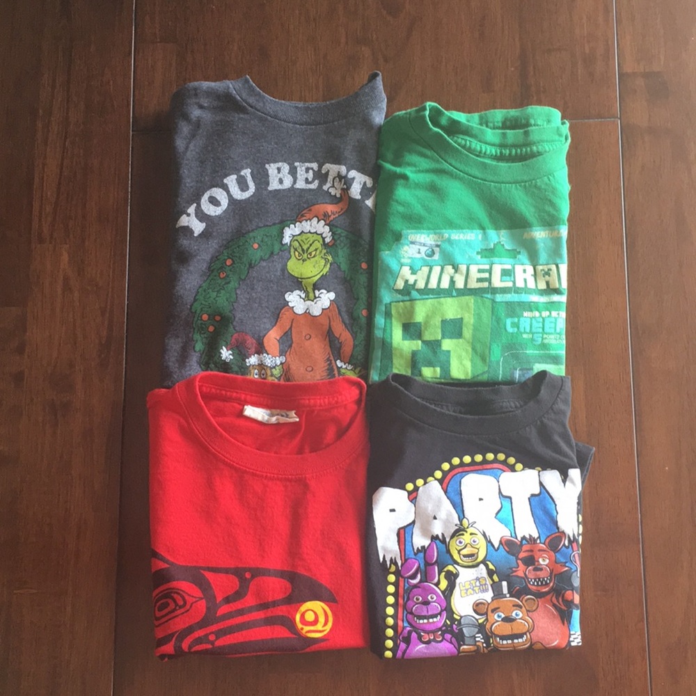 Boys short sleeve shirt bundle size Small